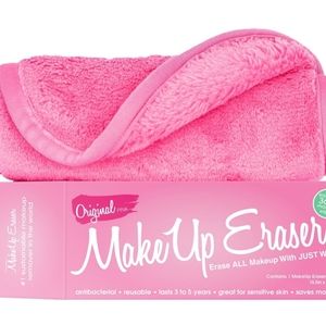 Reusable makeup remover cloth